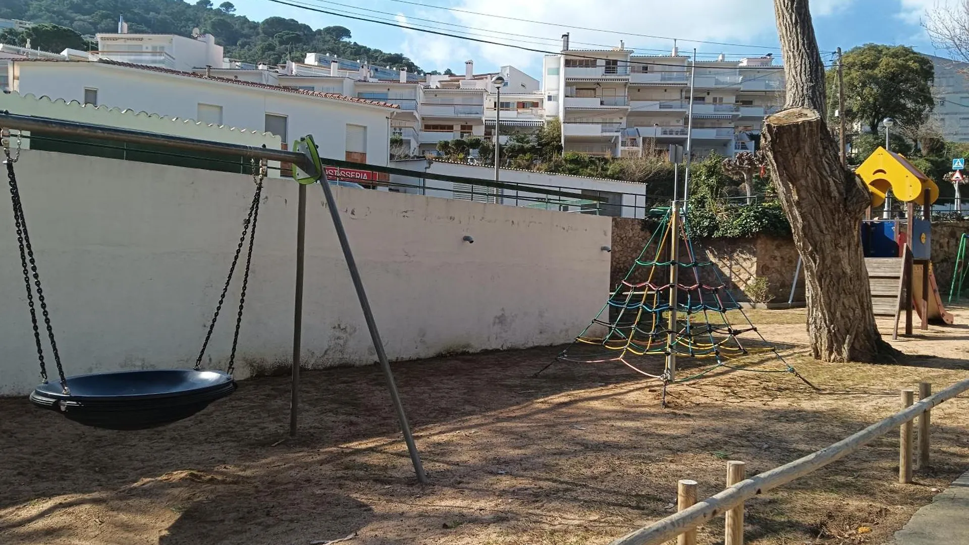 Apartamento Con Piscina - Tossa - Magnificas Vistas Al Mar Girona Apartment
